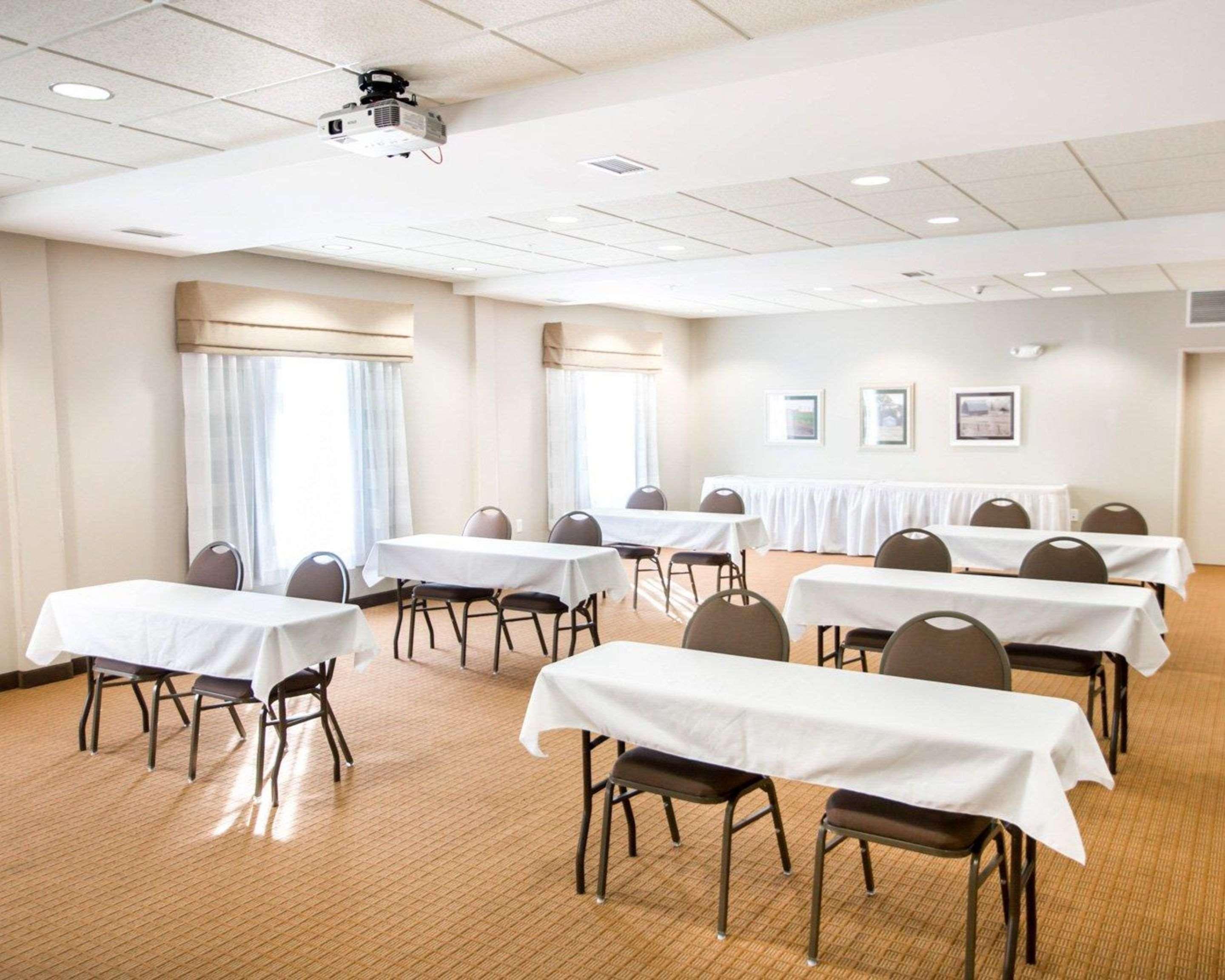 Sleep Inn & Suites Norton Ngoại thất bức ảnh
