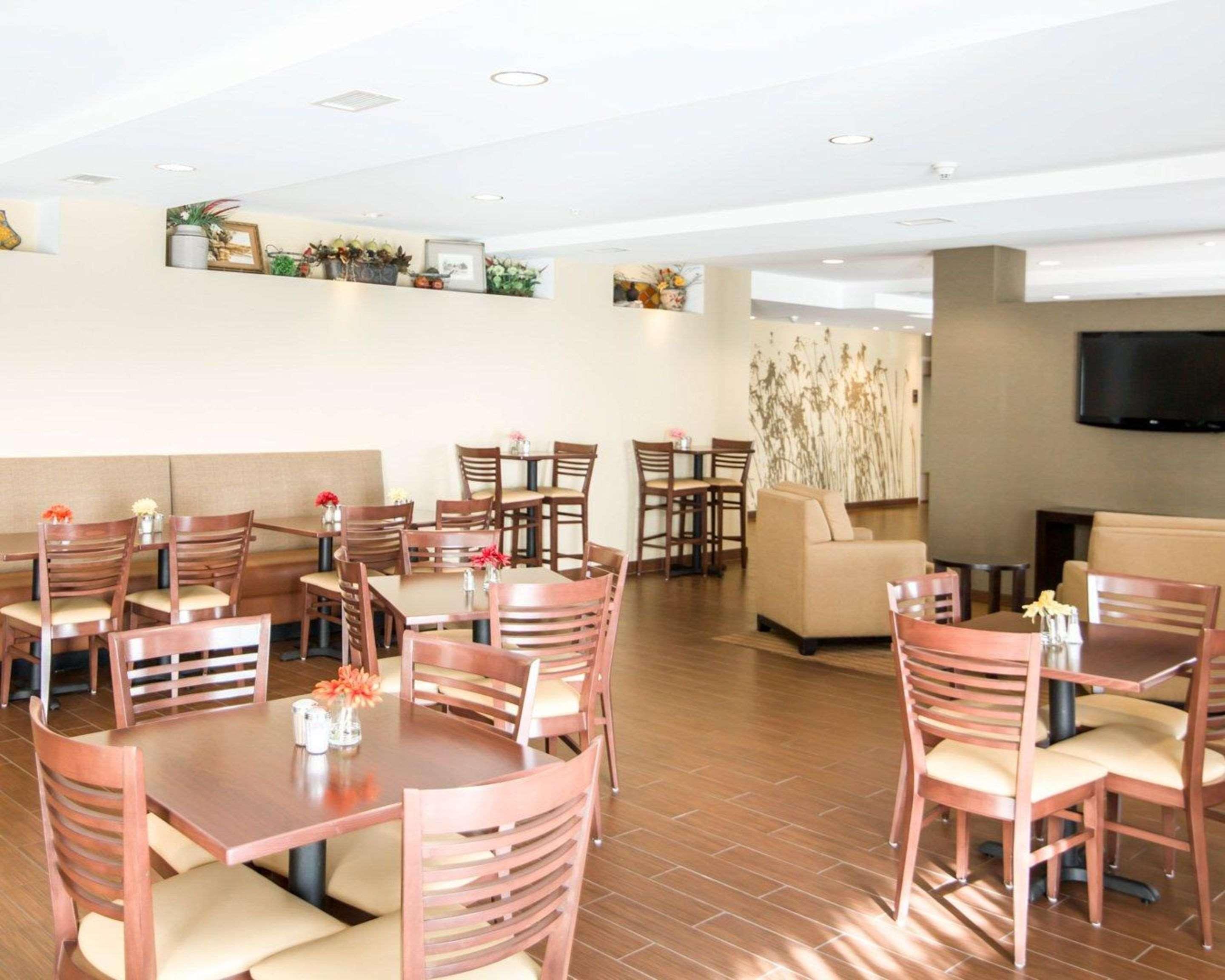 Sleep Inn & Suites Norton Ngoại thất bức ảnh